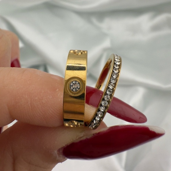 Anthropologie Jewelry - Luxury Anthropologie Gold and Silver Women's Ring Set